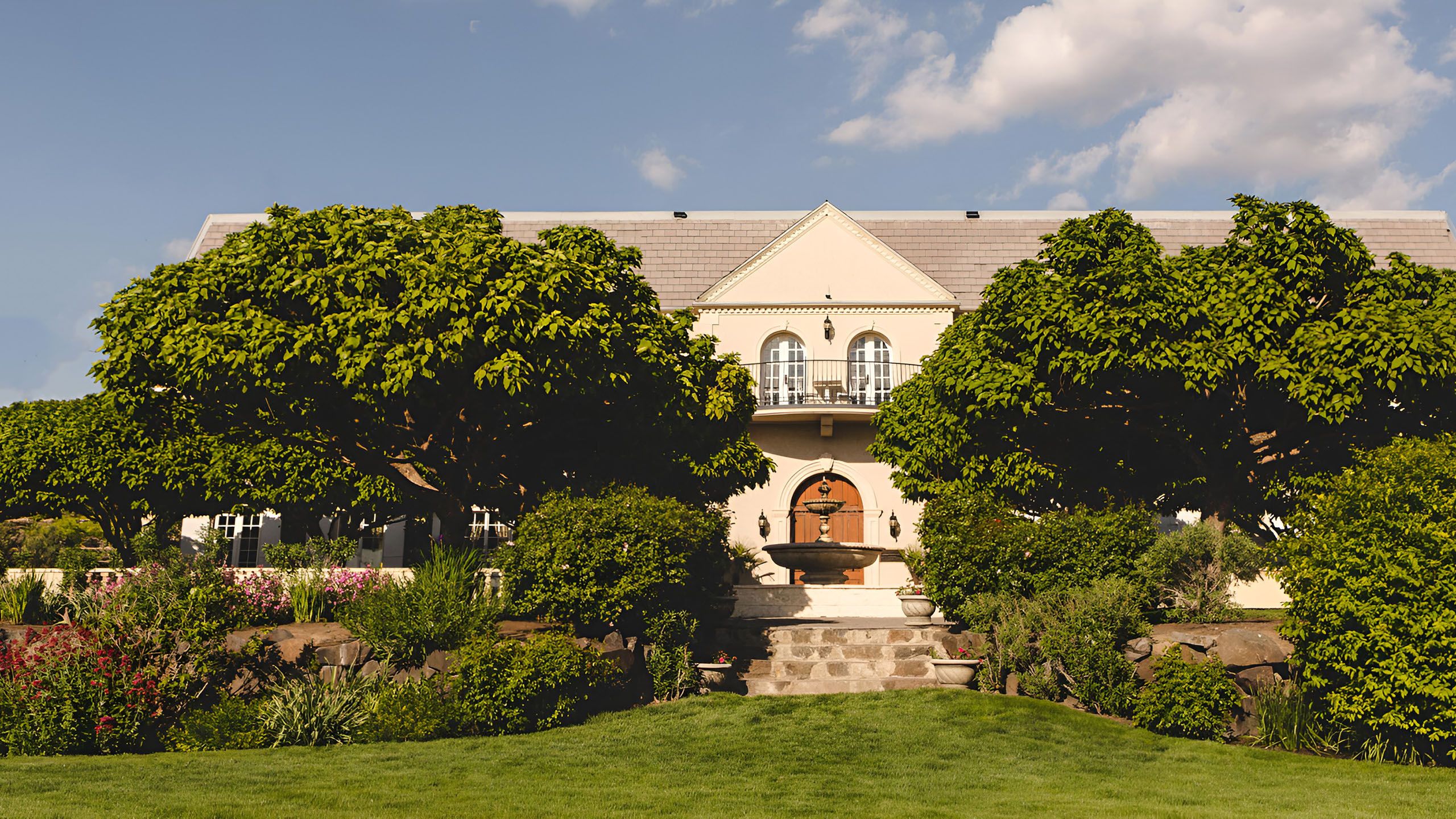 One Voice: Hedges Family Estate — Sarah Hedges-Goedhart & Christophe Hedges